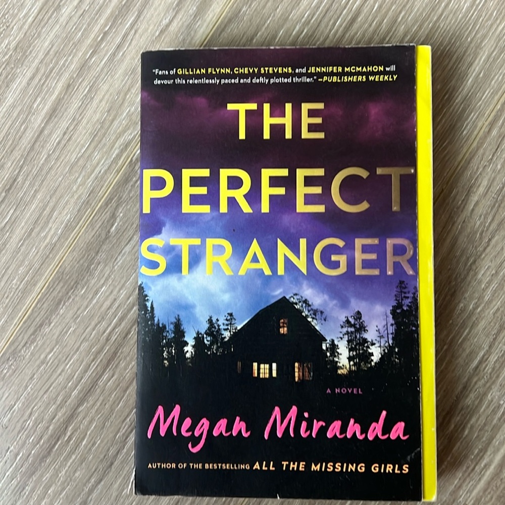 The Perfect Stranger: A Novel Book by Megan Miranda